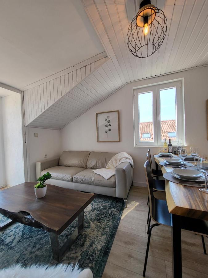 ApartmaniinПримоштен Экстерьер фото